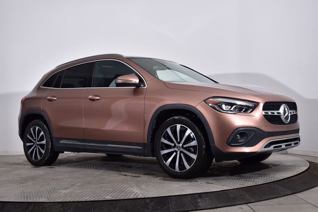 Thumbnail: 2022 Mercedes-Benz GLA - 9