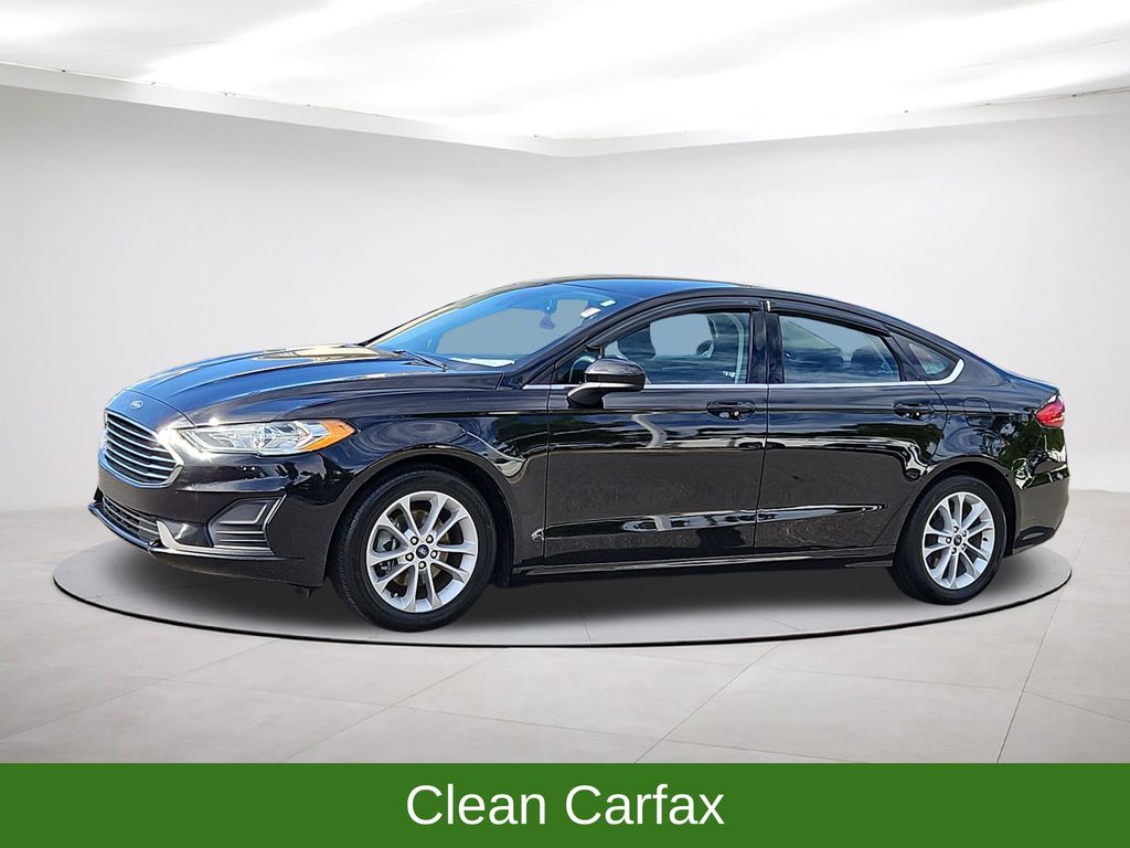 2019 Ford Fusion SE - 2