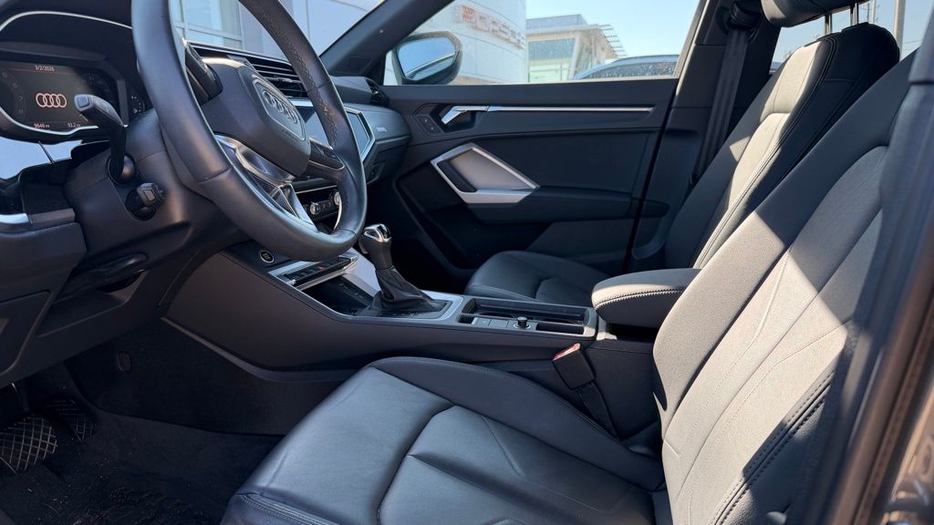 used 2023 Audi Q3 car