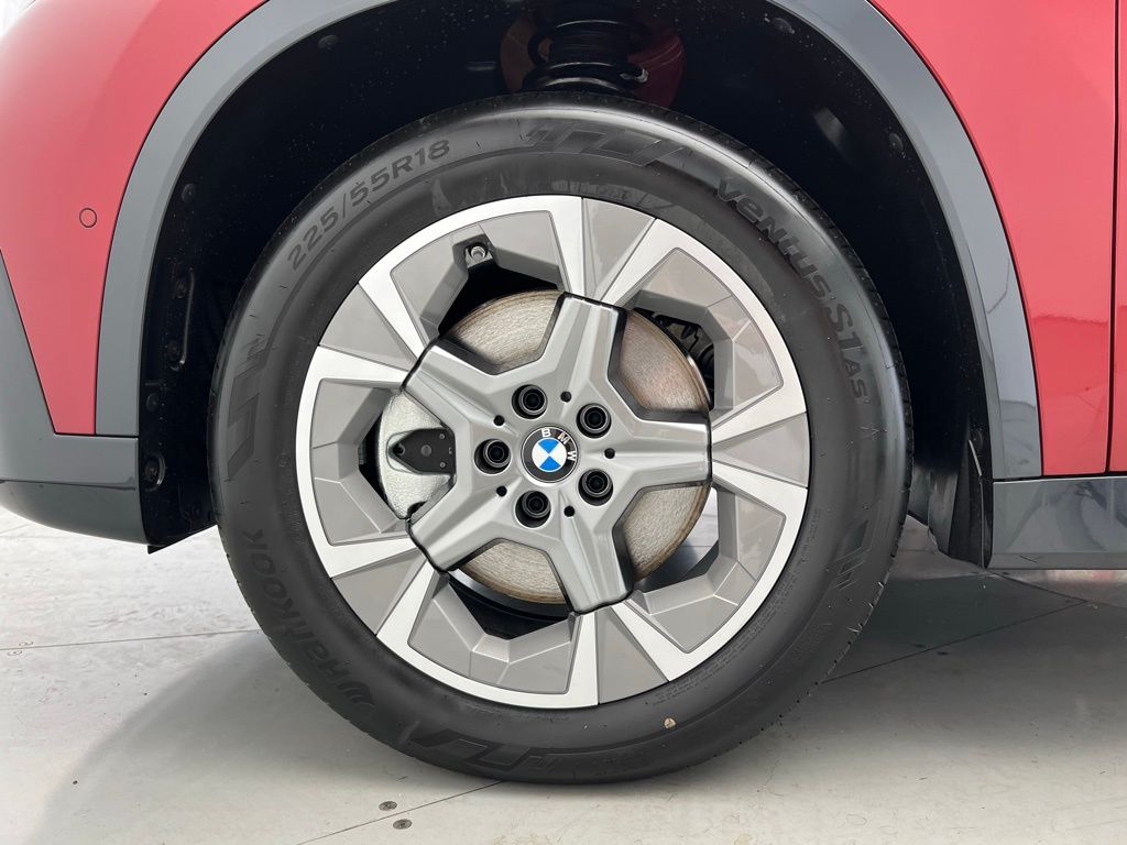 Thumbnail: 2026 BMW X1 - 22