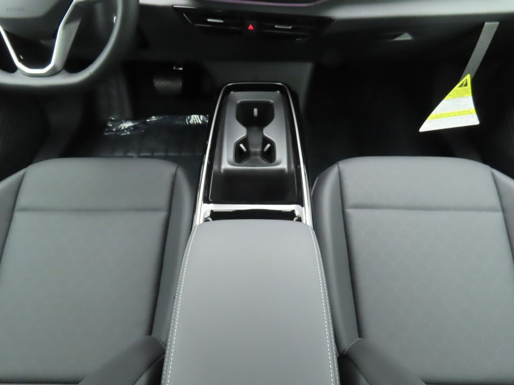 2025 Volkswagen ID.4 Pro S 16
