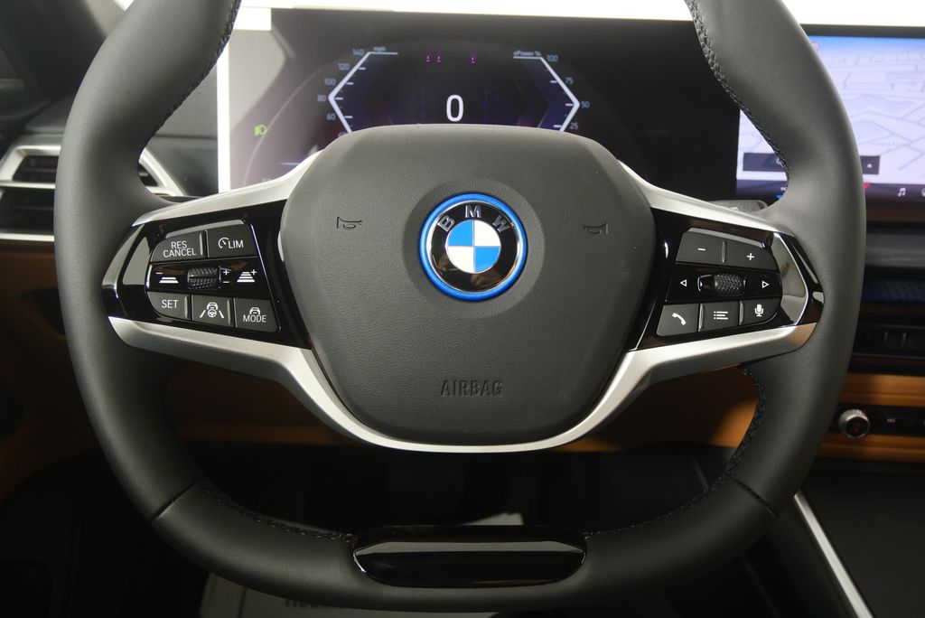 Thumbnail: 2026 BMW i4 - 17