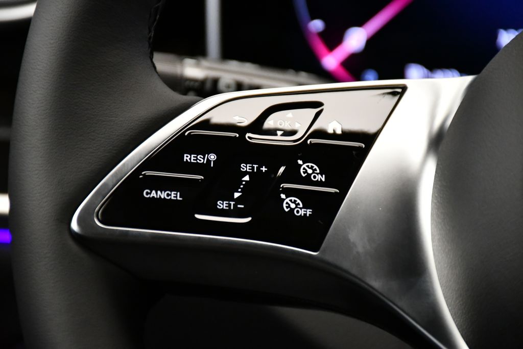 Thumbnail: 2026 Mercedes-Benz GLC - 22