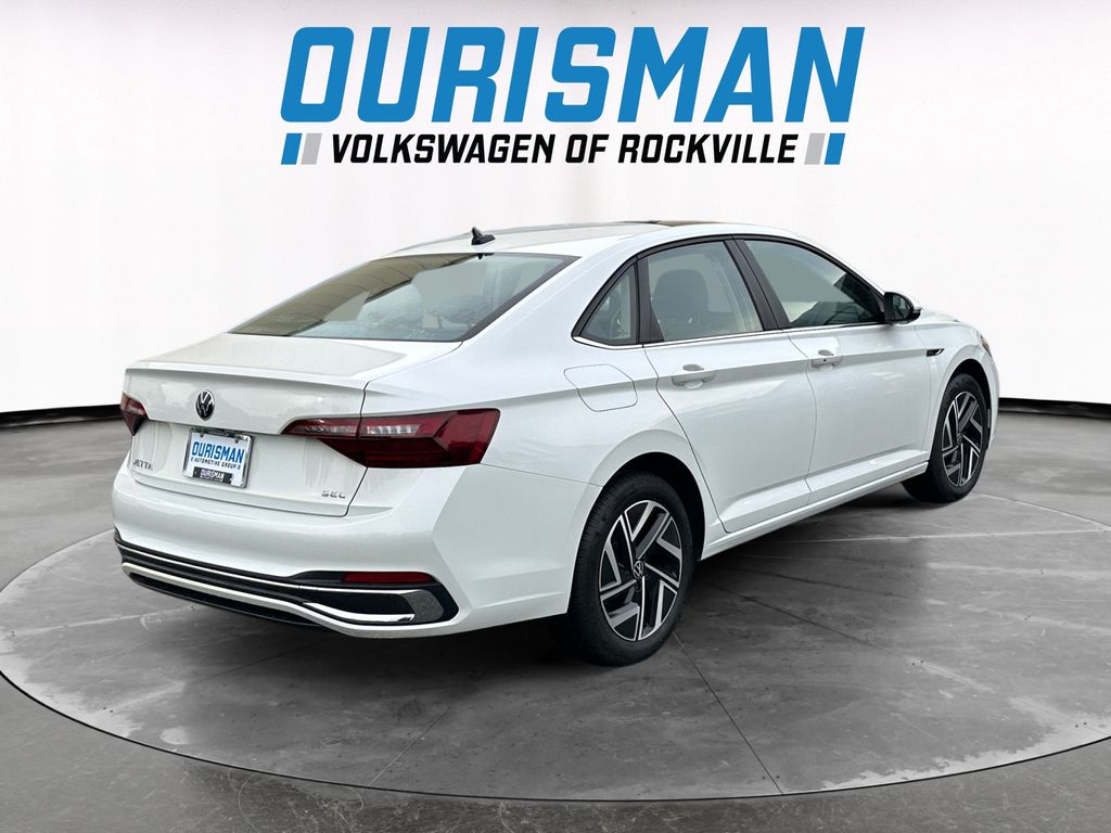 2024 Volkswagen Jetta 1.5T SEL photo