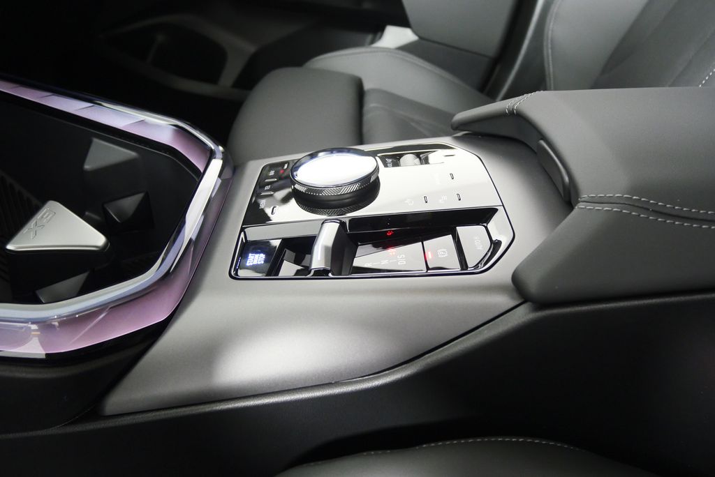 Thumbnail: 2026 BMW X3 - 20