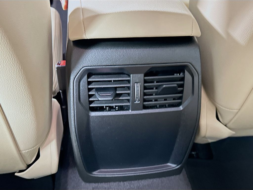 Thumbnail: 2026 BMW 2 Series - 18