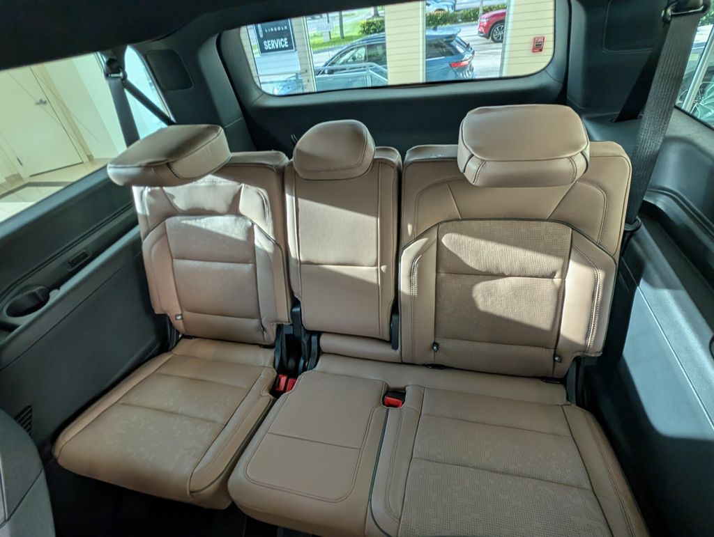 new 2026 Lincoln Navigator L car