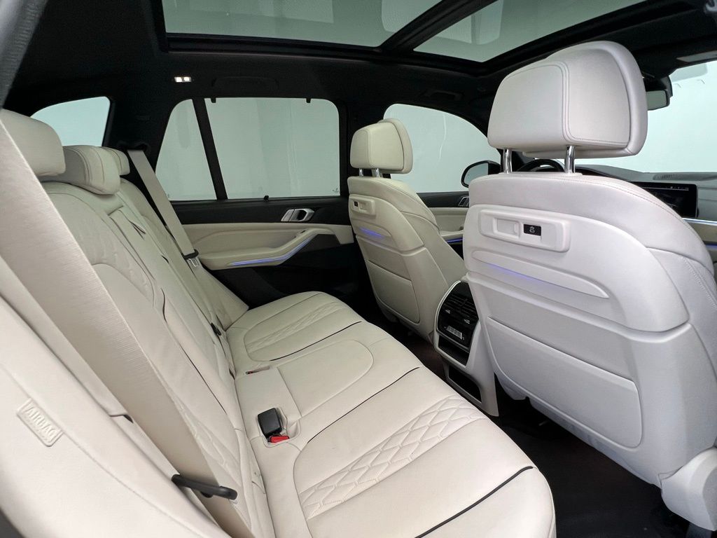 Thumbnail: 2021 BMW X5 - 8