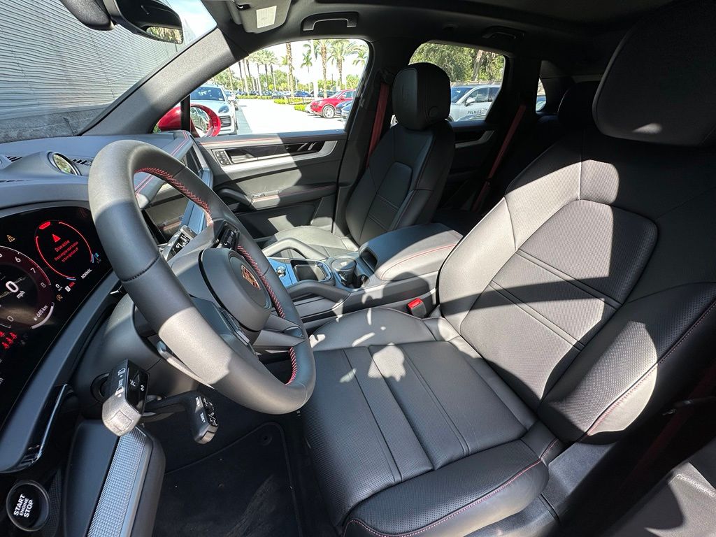 Thumbnail: 2026 Porsche Cayenne - 5