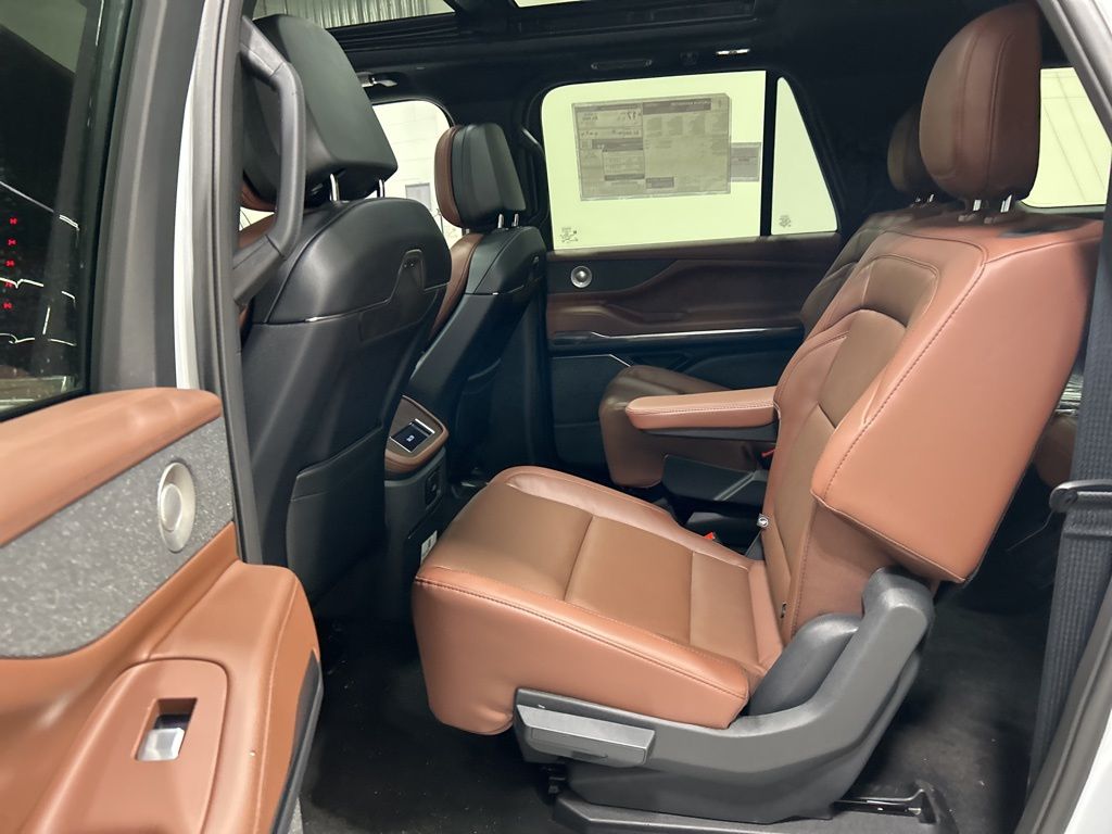 new 2026 Lincoln Navigator L car, priced at $108,730