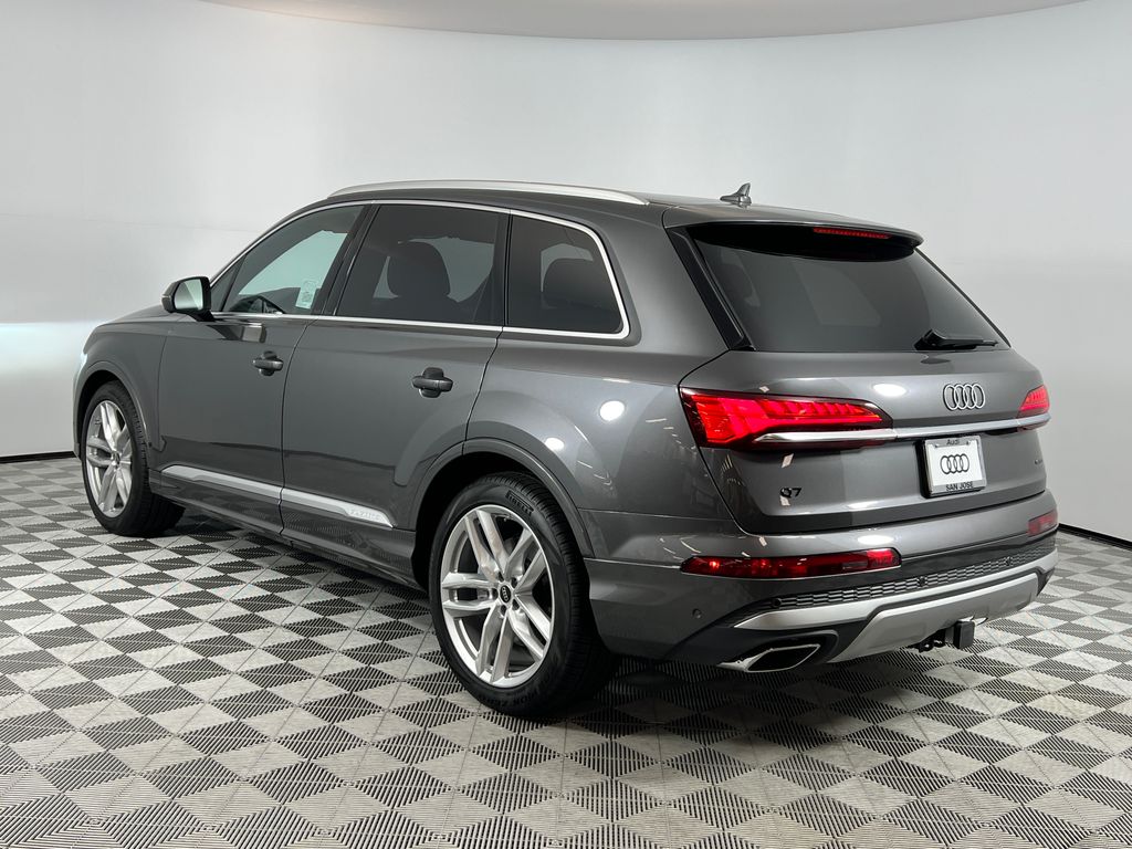 Thumbnail: 2025 Audi Q7 - 3