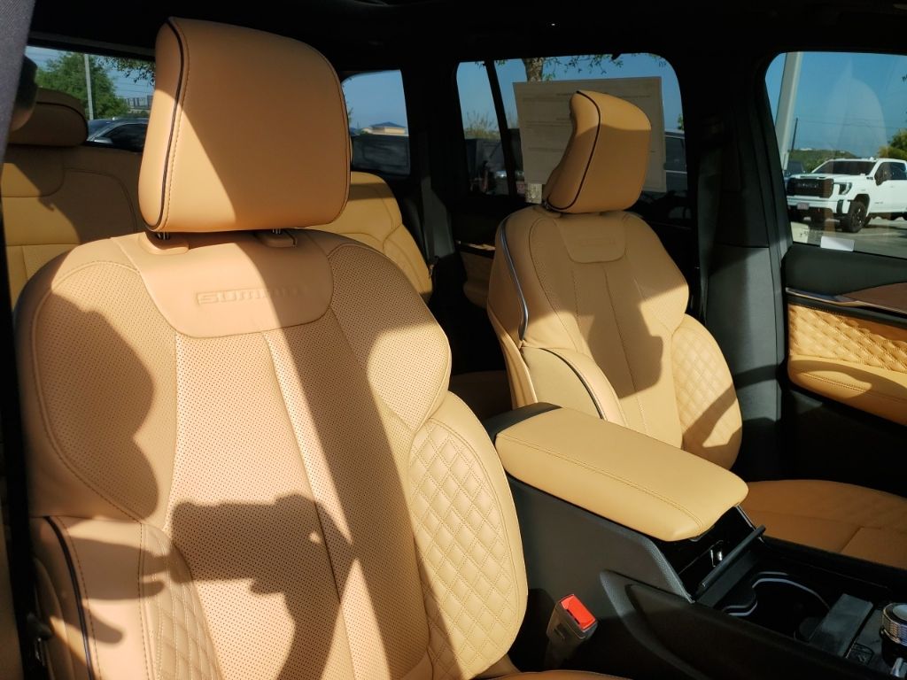 New Car 2025 Jeep Grand Cherokee  Summit For Sale Under $60,000 In Austin, Texas