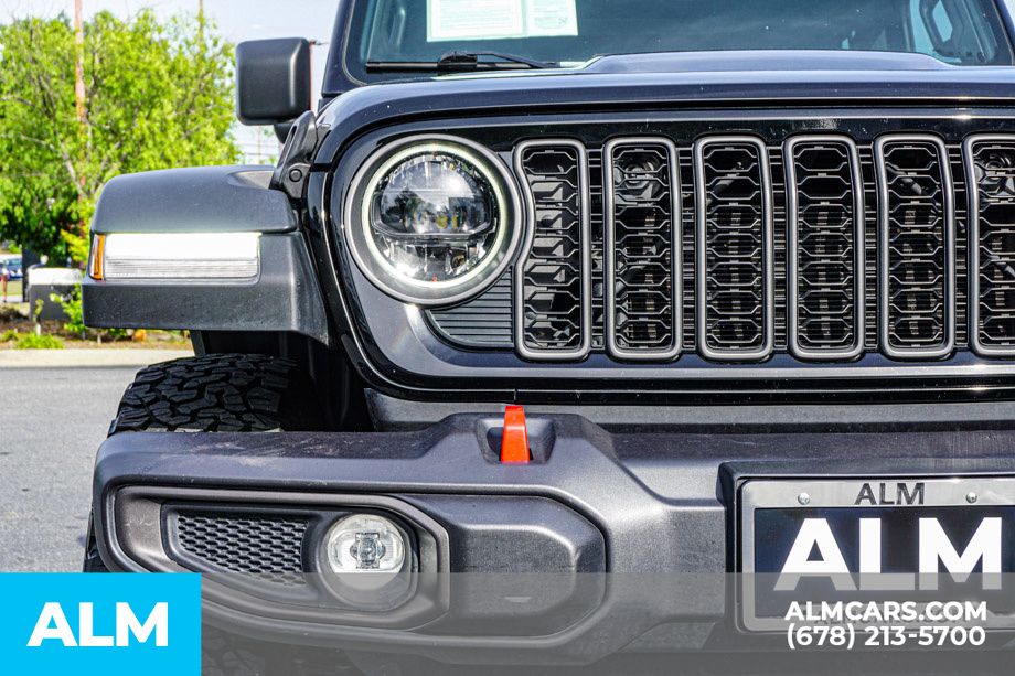 Used 2025 Black Jeep Rubicon image 12