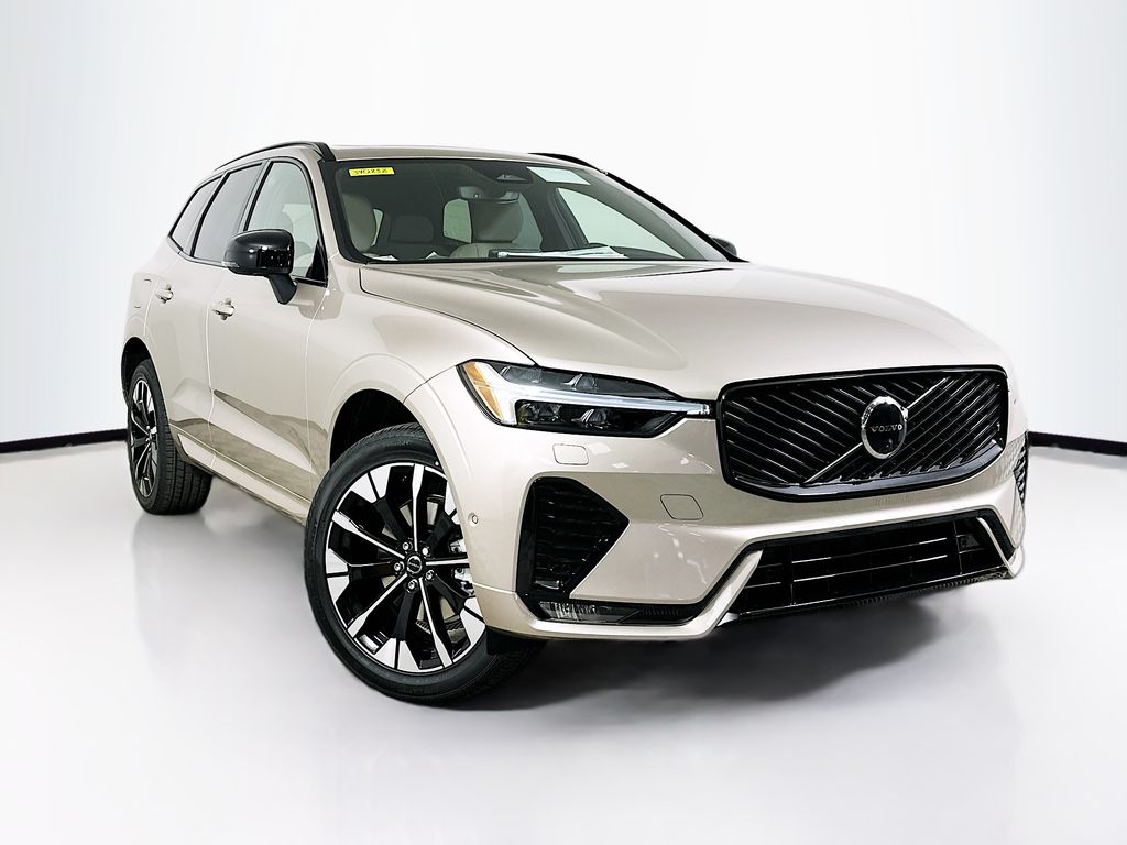 2026 Volvo XC60 B5 Plus