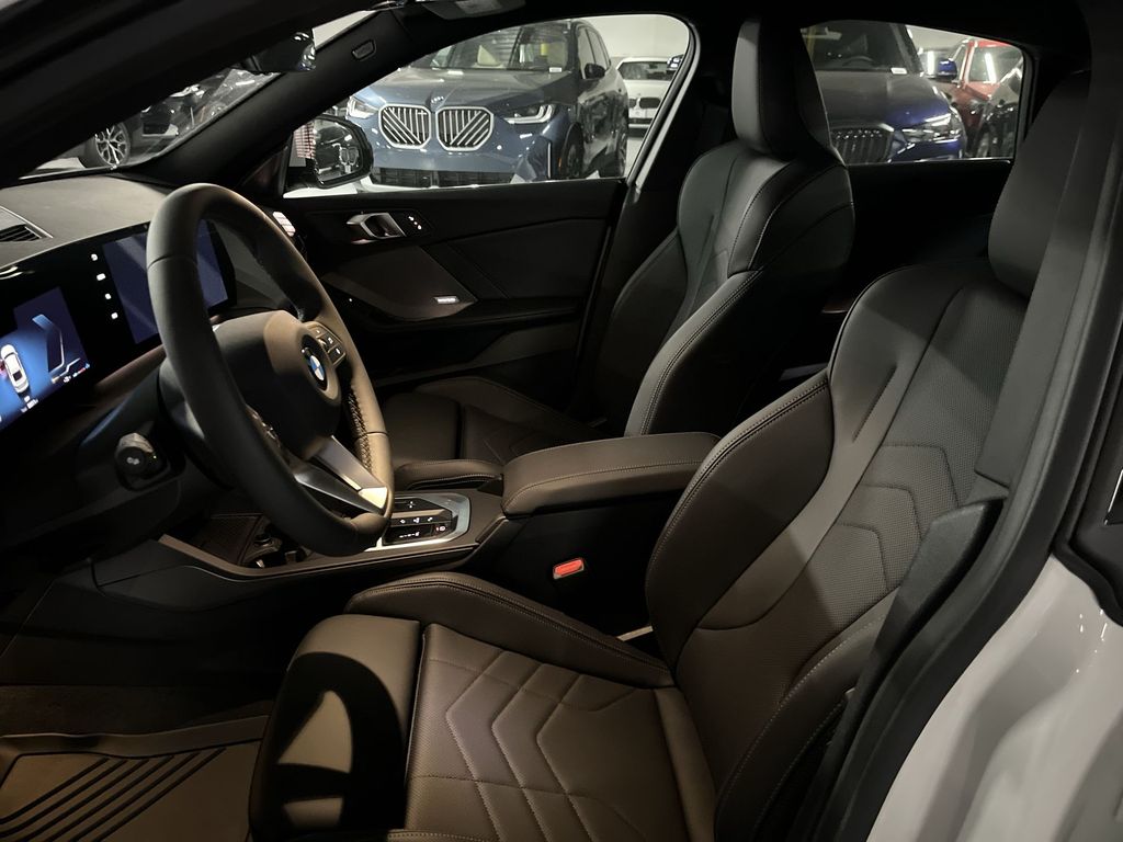 Thumbnail: 2026 BMW 2 Series - 11