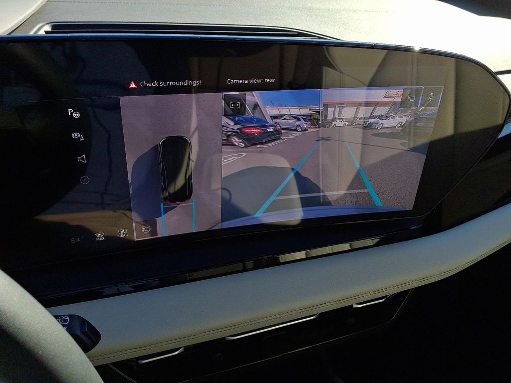 Thumbnail: 2025 Audi Q6 e-tron - 18