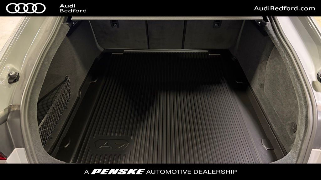 Thumbnail: 2026 Audi RS 7 - 10