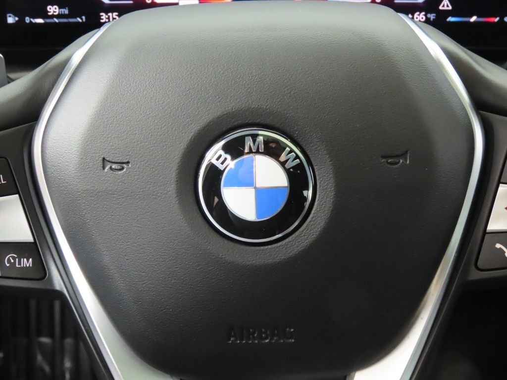 Thumbnail: 2024 BMW 3 Series - 16