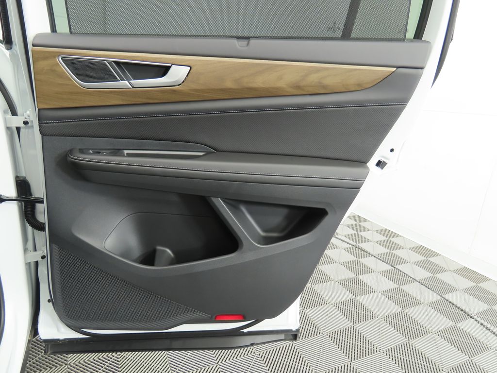 Thumbnail: 2026 Volkswagen Atlas - 27