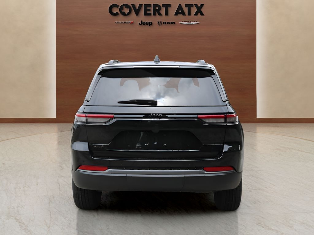New 2026 Black Jeep Laredo Altitude image 4