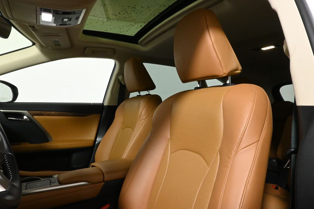 2022 Lexus RX 350L 16
