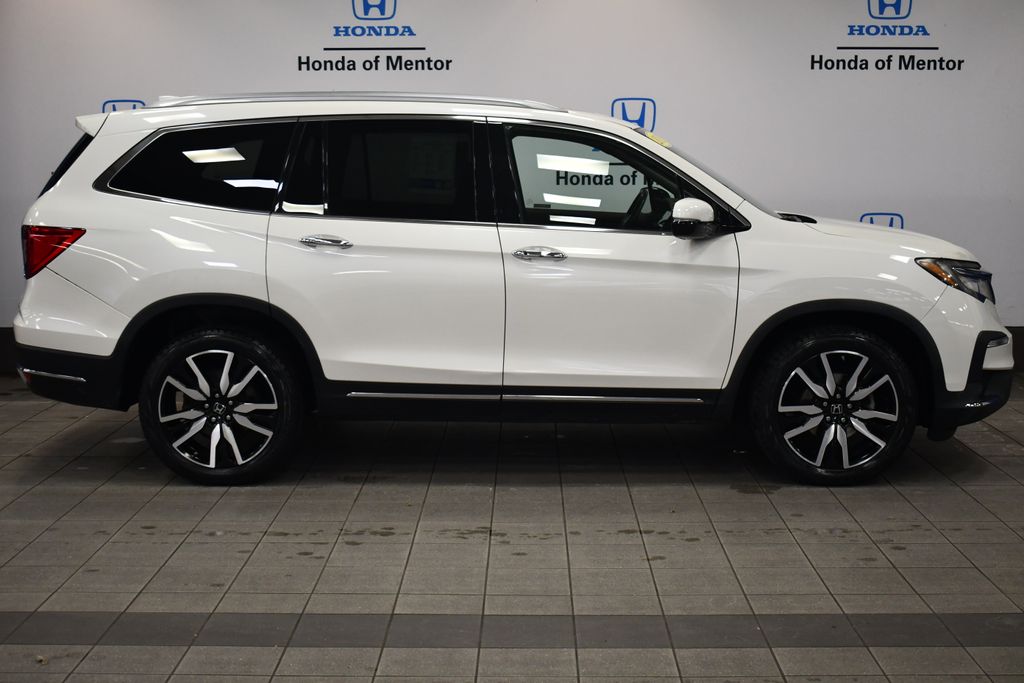 Thumbnail: 2019 Honda Pilot - 9