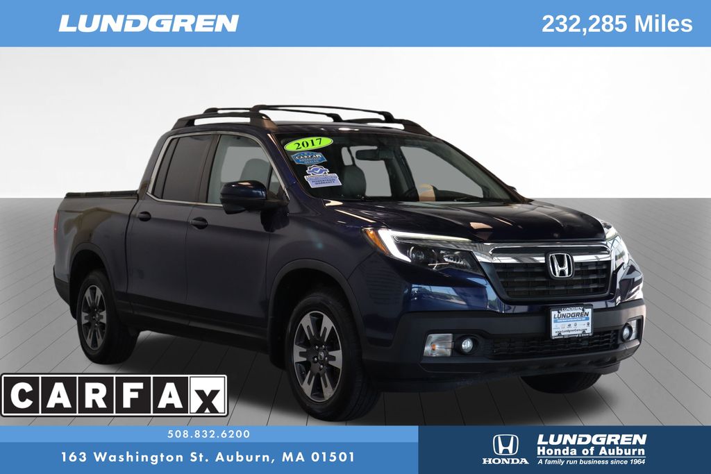 Black (Obsidian Blue Pearl) 2017 Honda Ridgeline Pickup Truck All-Wheel Drive 6-Speed Automatic