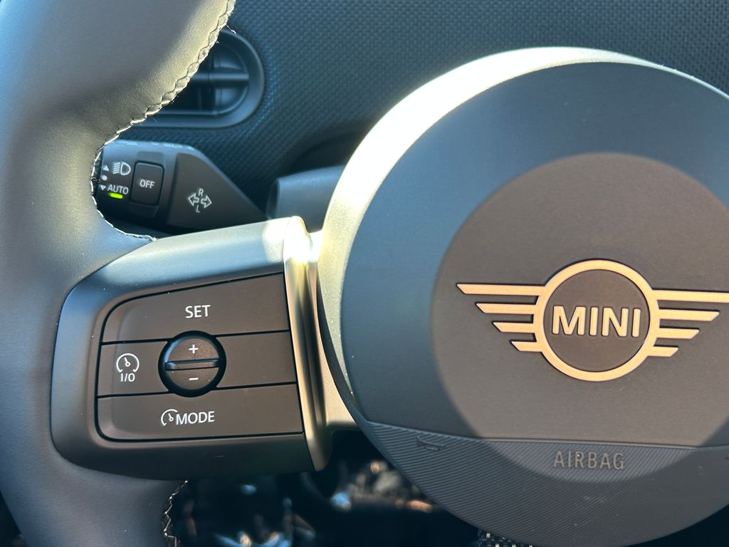 Thumbnail: 2025 MINI Cooper - 19
