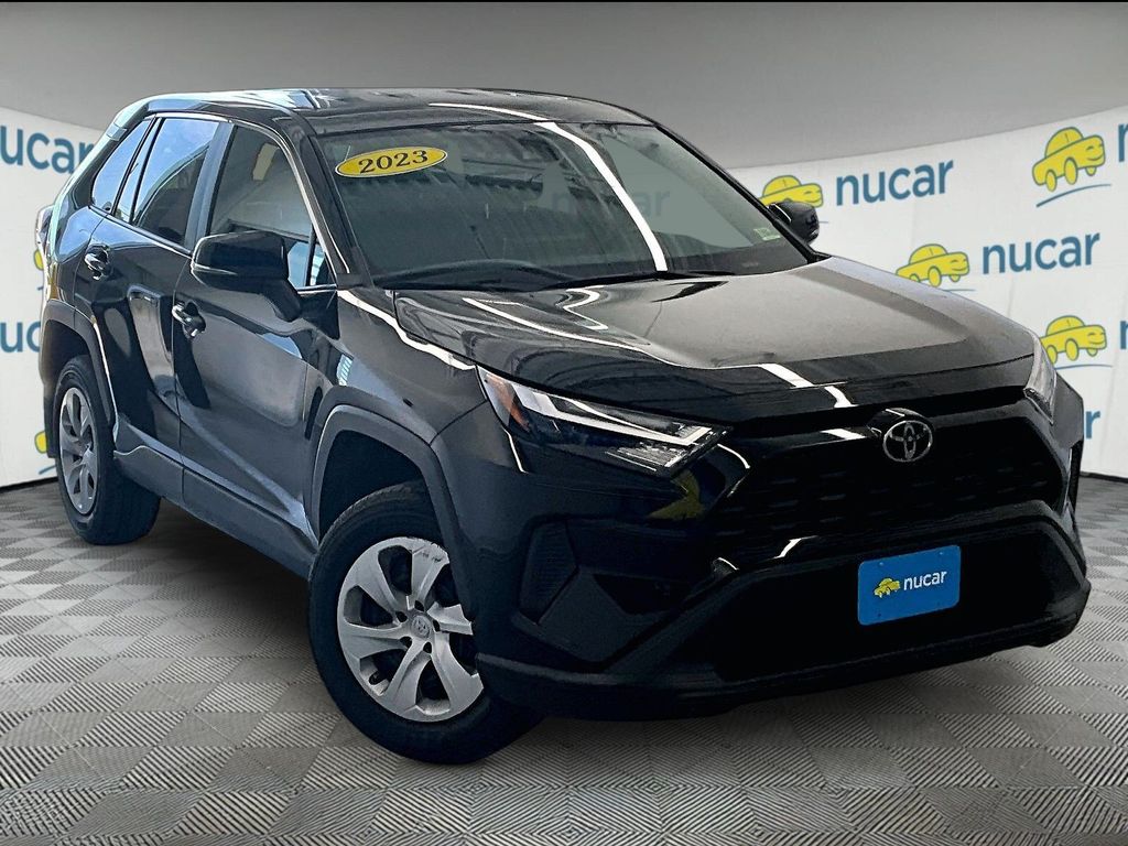 2023 Toyota RAV4 LE AWD