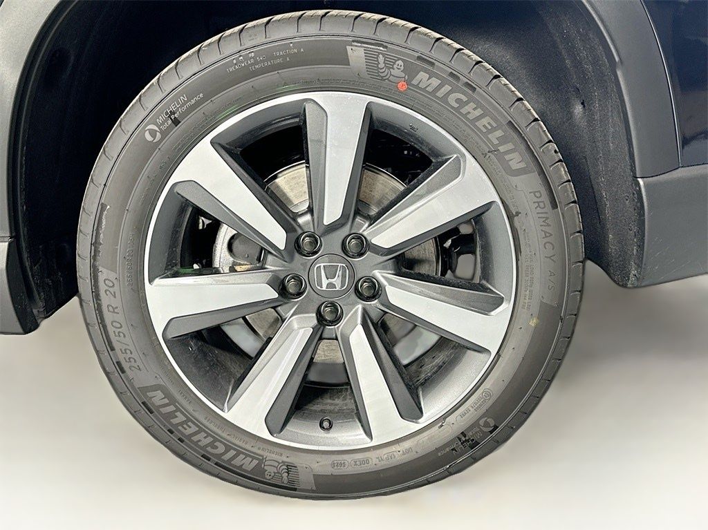 Used Car 2025 Honda Pilot  Touring For Sale Under $50,000 In Austin, Texas