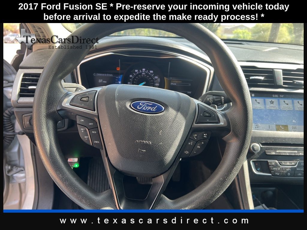 2017 Ford Fusion SE photo