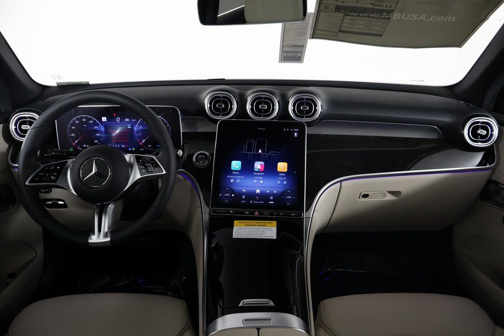 2025 Mercedes-Benz GLC 300 4