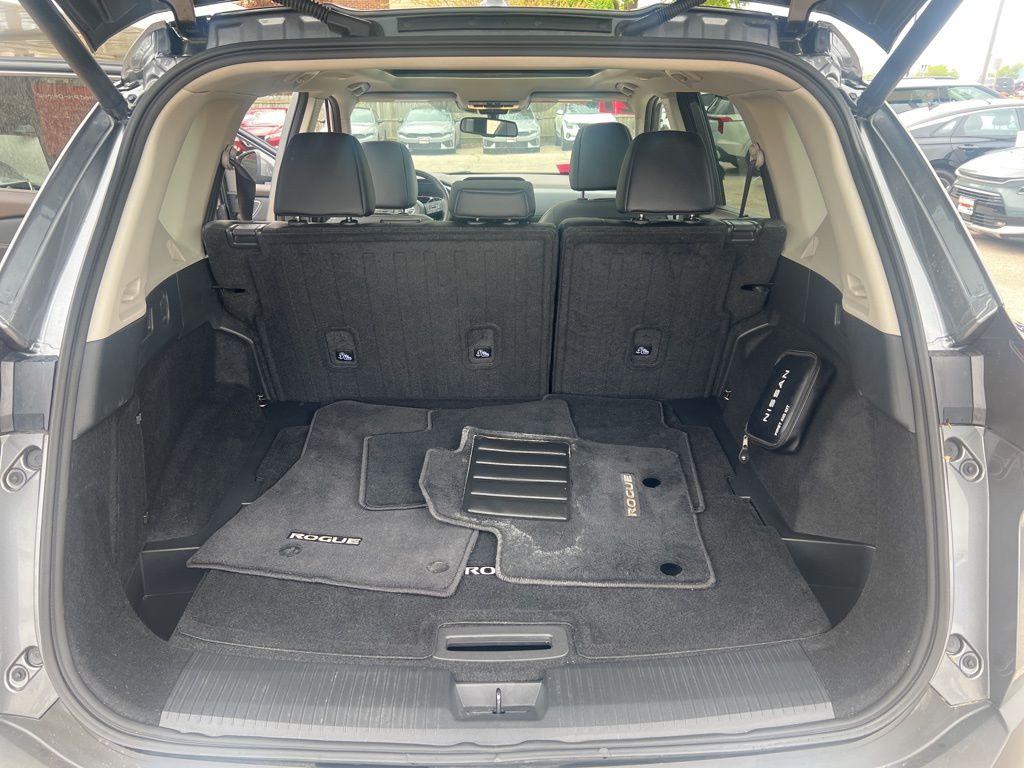 2021 Nissan Rogue SL photo