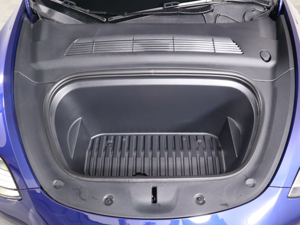 Thumbnail: 2024 Tesla Model Y - 30