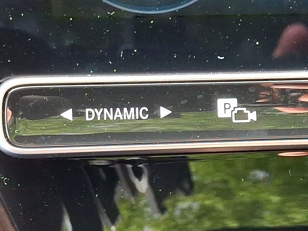 Thumbnail: 2025 Mercedes-Benz C-Class - 18