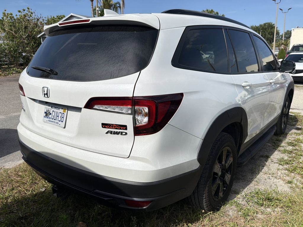 used 2022 Honda Pilot car, priced at $34,991