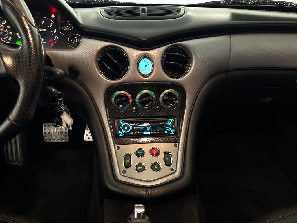 Used 2006  Maserati LE image 22