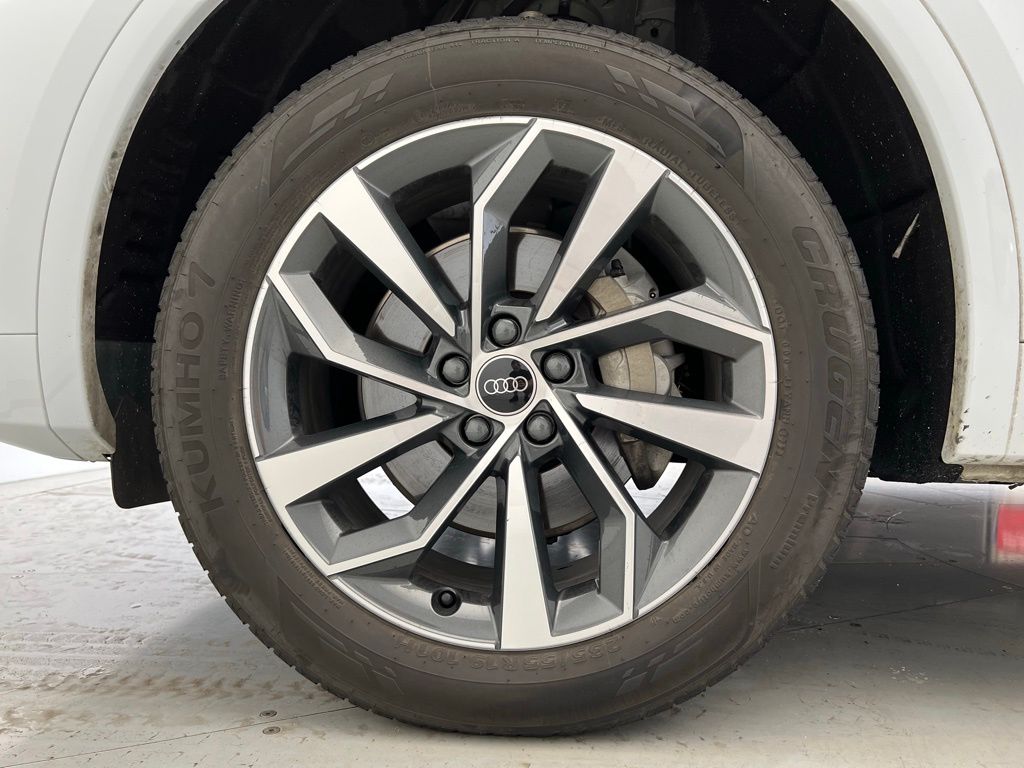Thumbnail: 2023 Audi Q5 - 23