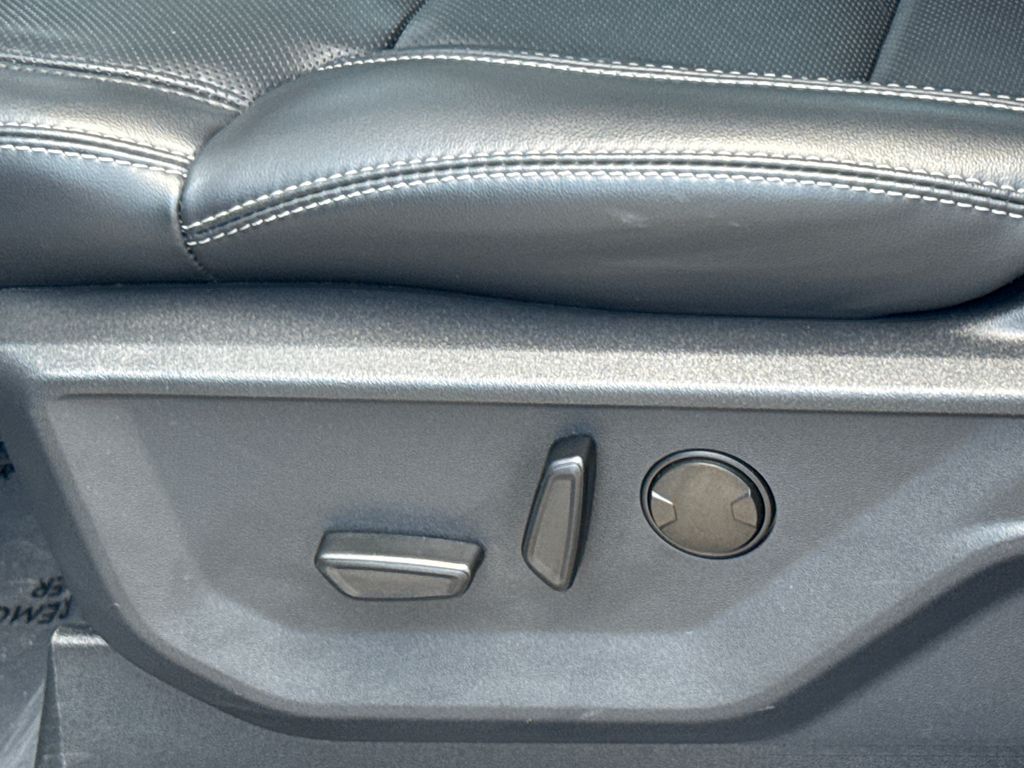 Certified Used 2025 Silver Ford Platinum image 29