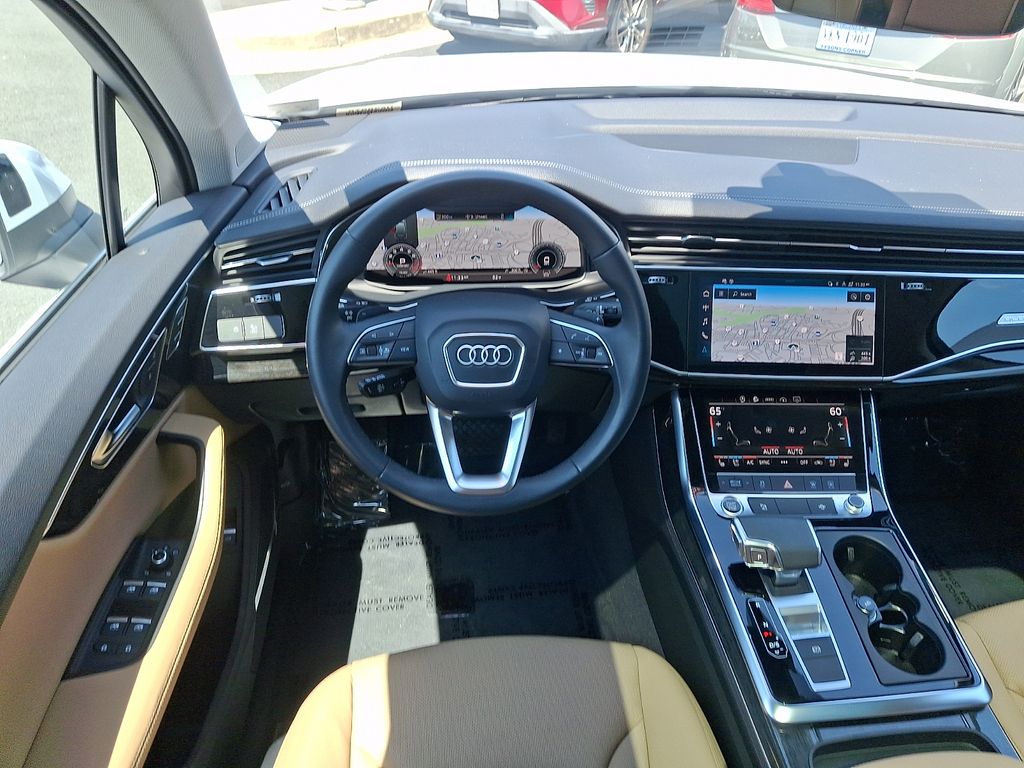 Thumbnail: 2023 Audi Q7 - 11