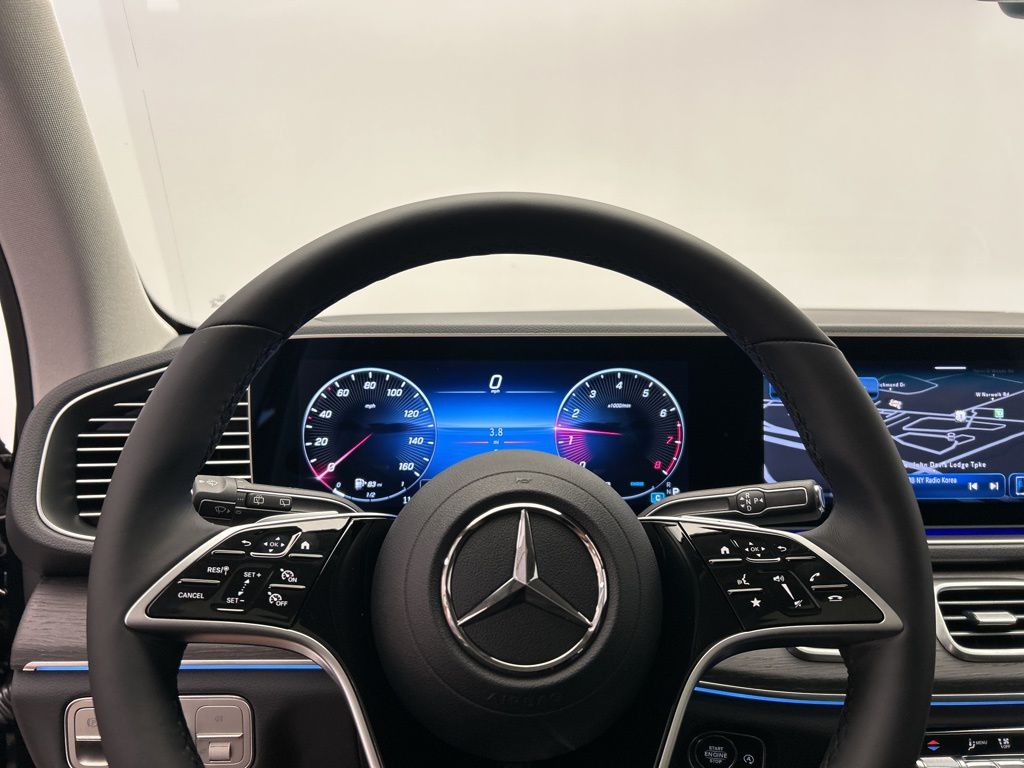 Thumbnail: 2026 Mercedes-Benz GLE - 13