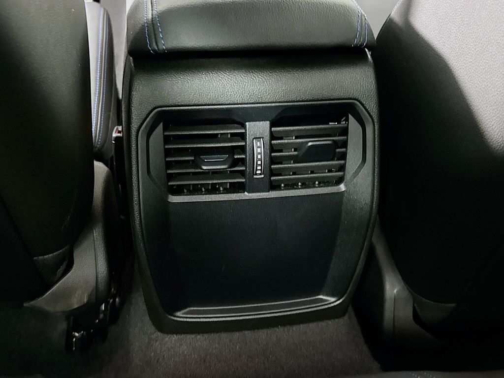 Thumbnail: 2025 BMW 2 Series - 26