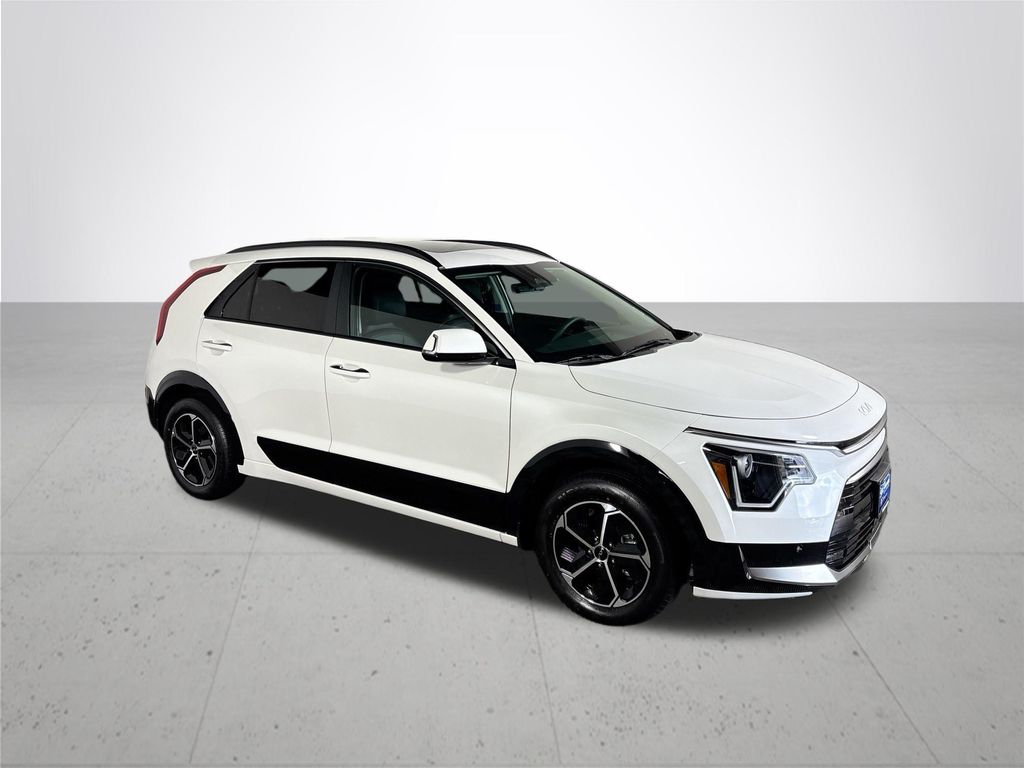 2026 Kia Niro SX