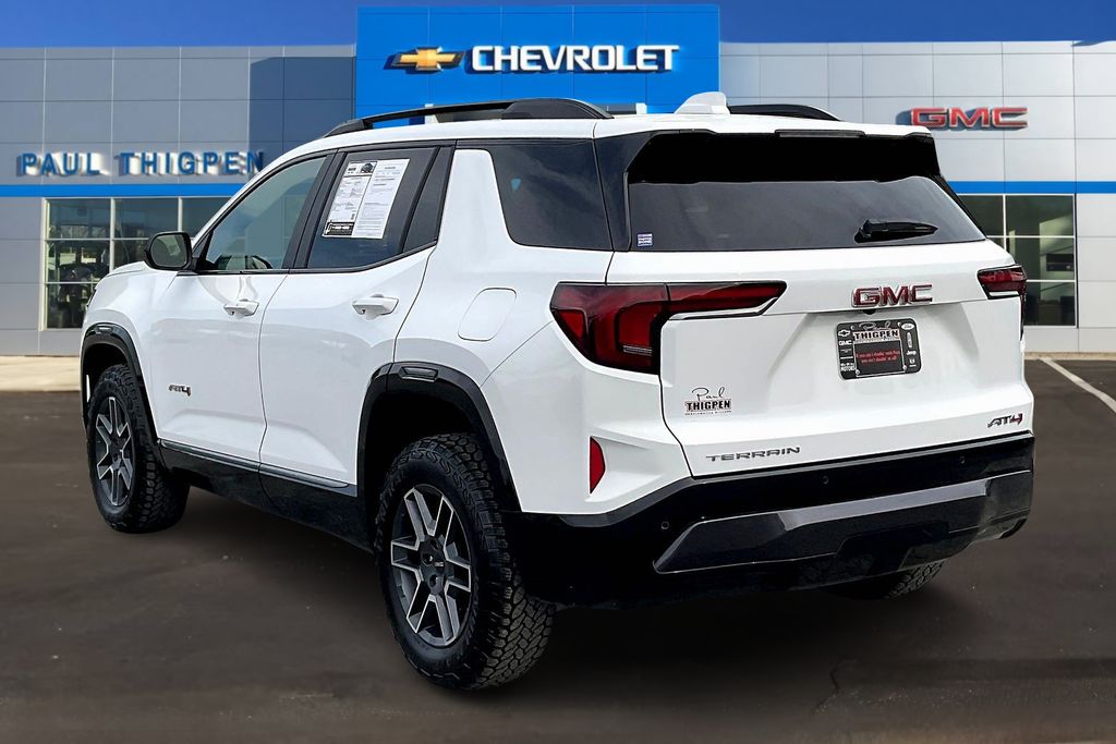 View vehicle photo 4