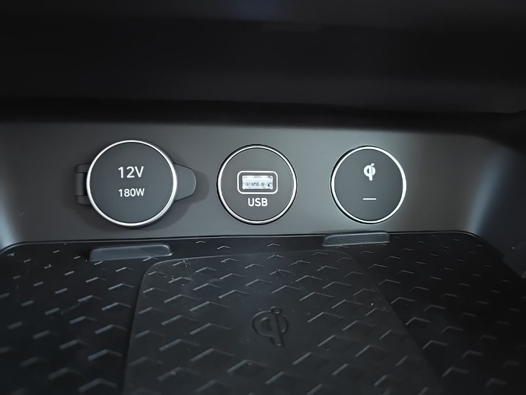 Thumbnail: 2026 Genesis G70 - 32