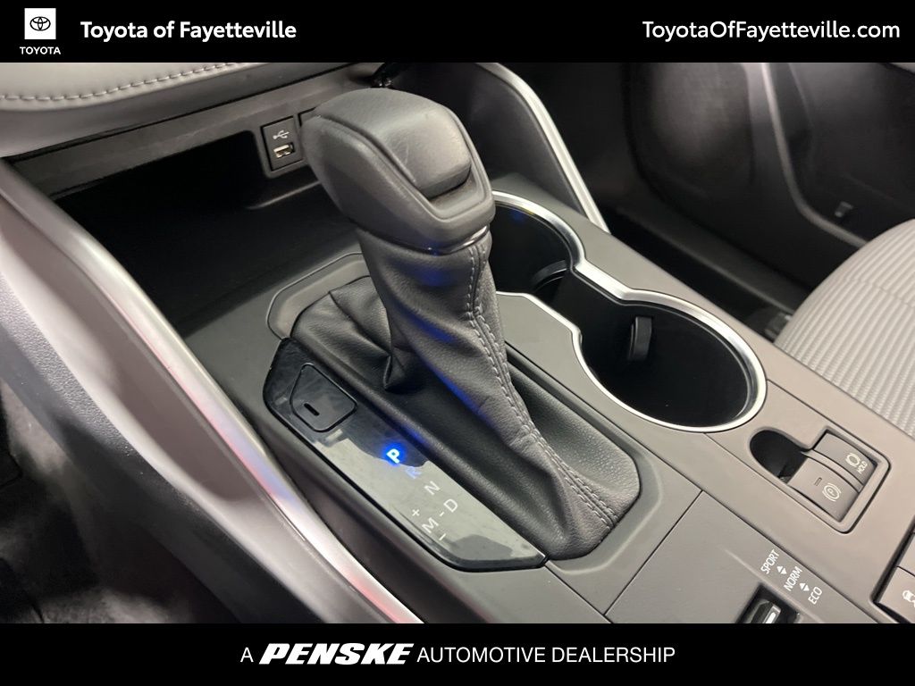 Thumbnail: 2022 Toyota Highlander - 31