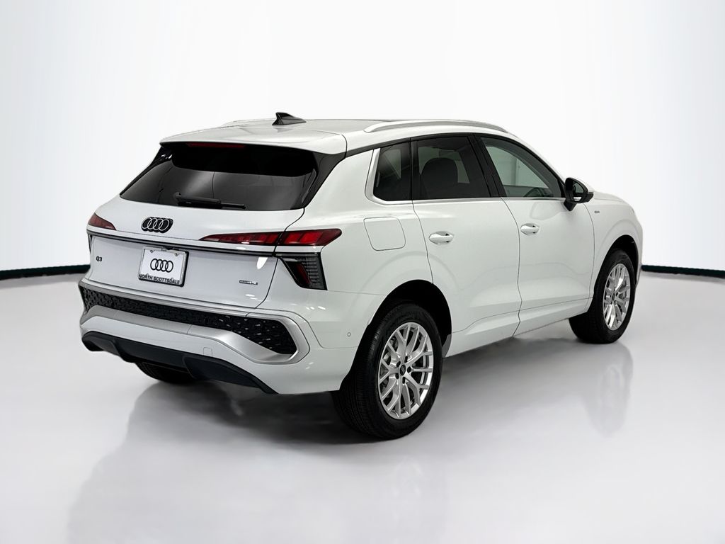 Thumbnail: 2026 Audi Q3 - 5