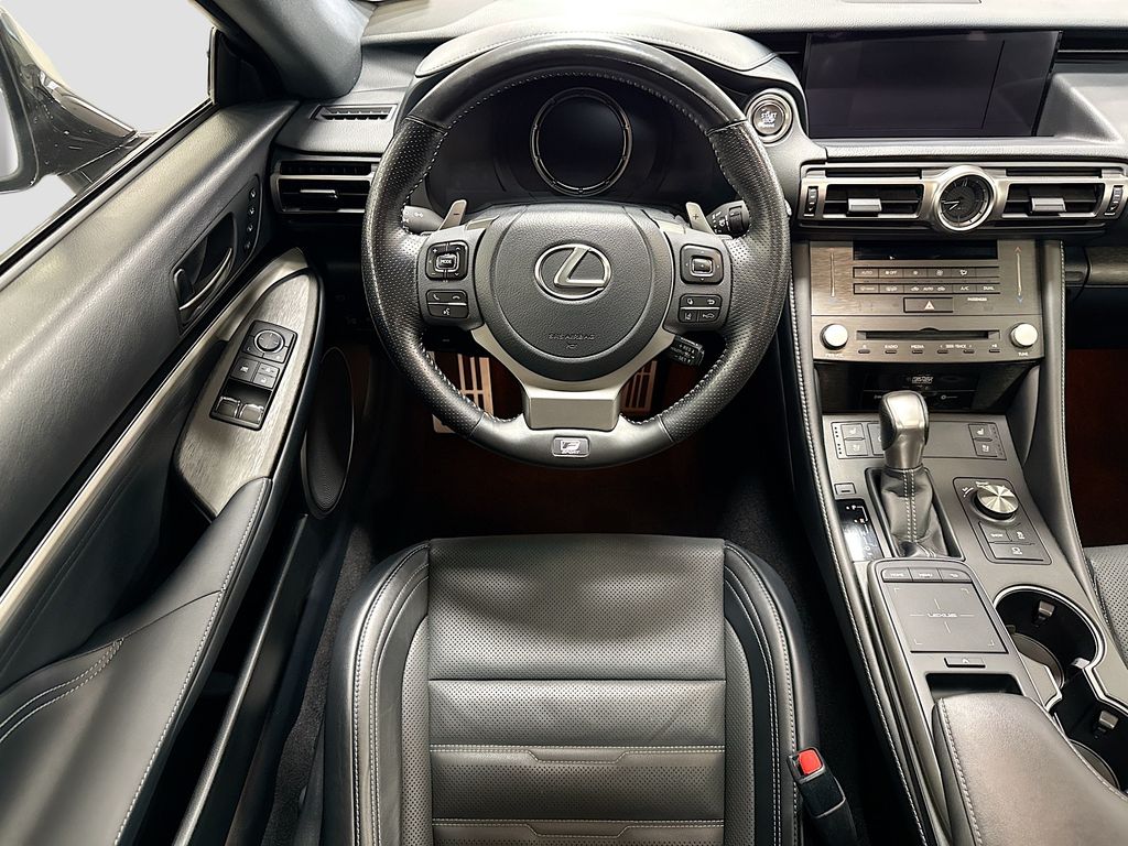 Thumbnail: 2021 Lexus RC - 10