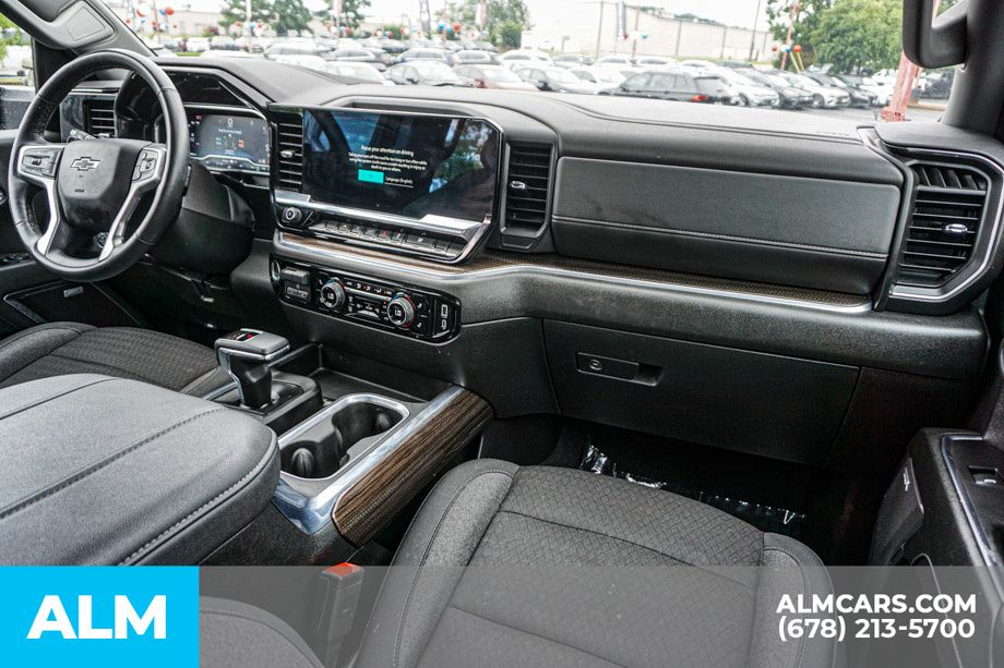 Used 2024 Black Chevrolet RST image 25