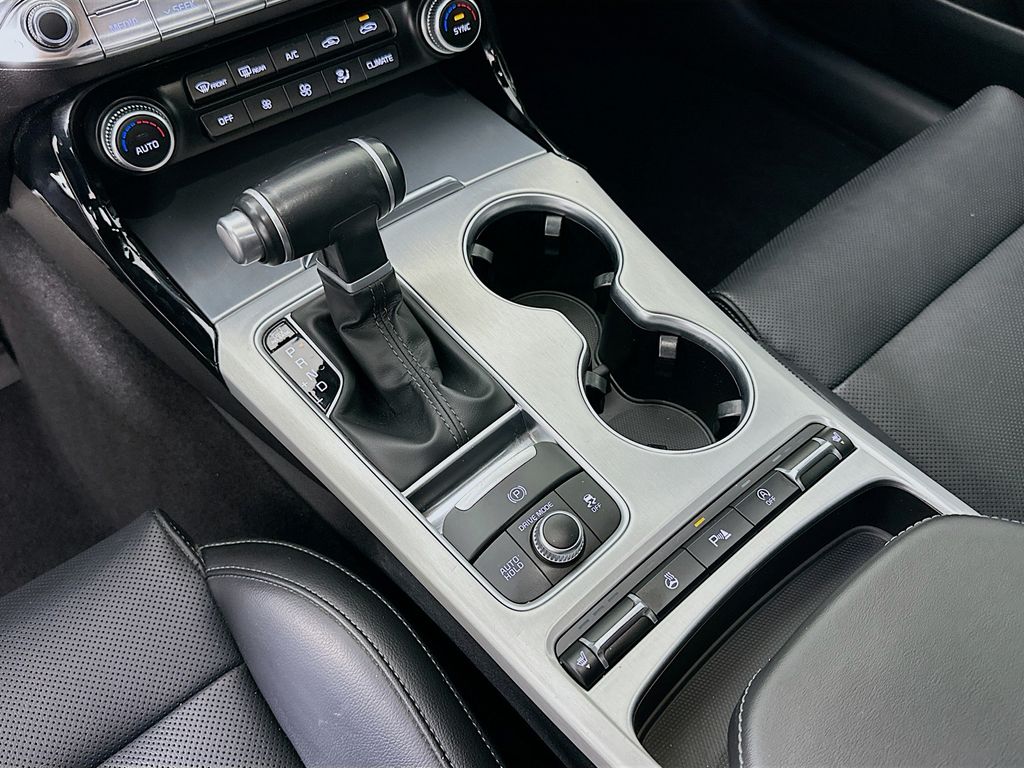 Thumbnail: 2021 Kia Stinger - 16